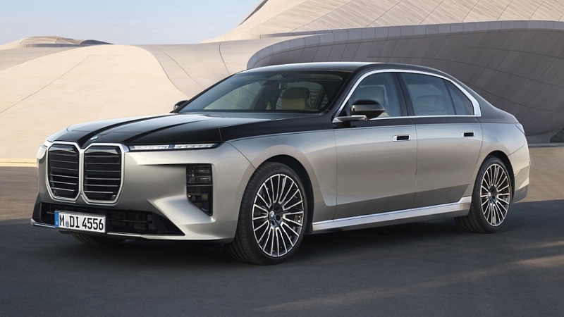 Новый BMW 7 серии: каким он может быть