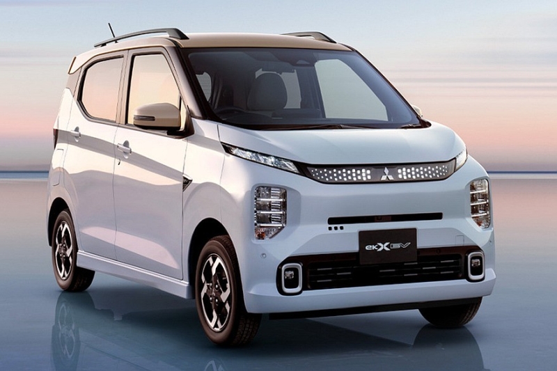 Обновлённый электрокар Mitsubishi eK X EV: больше не «кроссовер»