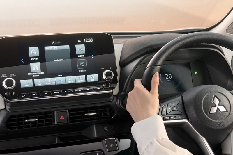 Обновлённый электрокар Mitsubishi eK X EV: больше не «кроссовер»