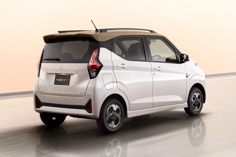 Обновлённый электрокар Mitsubishi eK X EV: больше не «кроссовер»