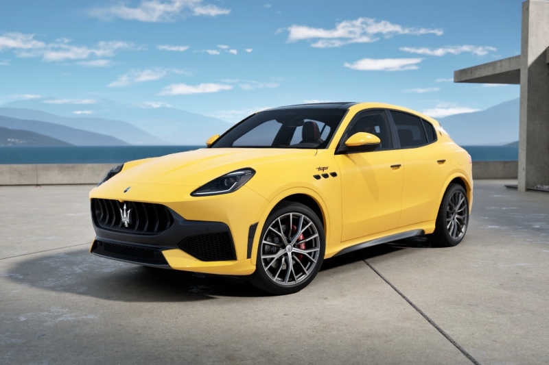 Обновлённый Maserati Grecale: более строгое лицо и расширенная моторная гамма