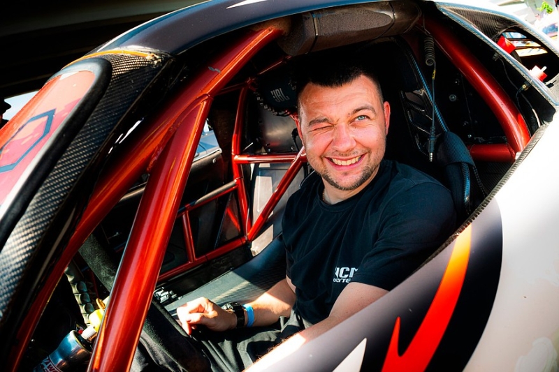 От футбола к автоспорту: &laquo;Газпром Арена&raquo; приняла этап 2 этап Yuka Drive Gymkhana