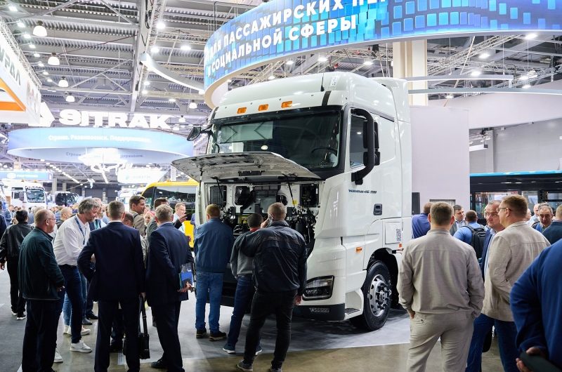 Рекорды, тренды и контракты: как прошла выставка коммерческого транспорта COMvex 2026