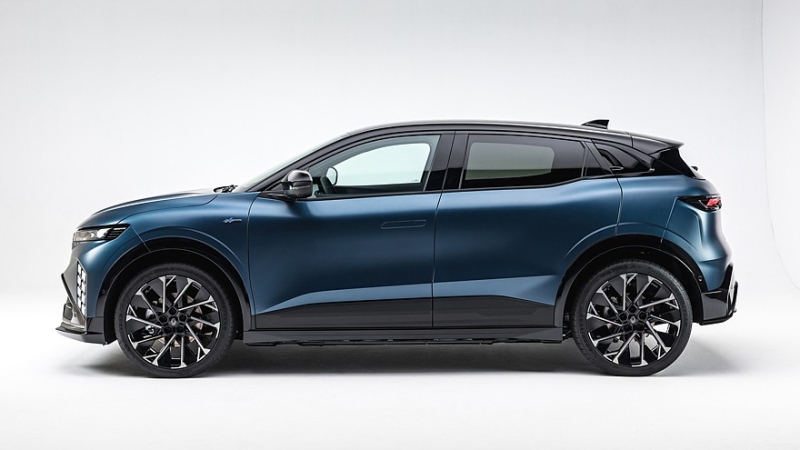Renault освежила хэтчбек Megane E-Tech electric: новое &laquo;лицо&raquo; и батарея большей ёмкости