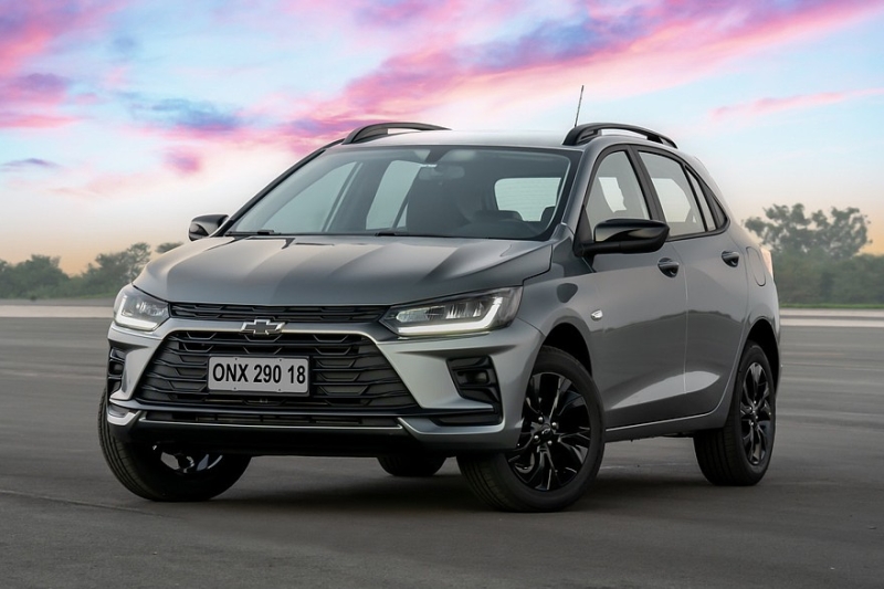 Семейство Chevrolet Onix: возвращение кросс-версии Activ, фургон и другие обновки