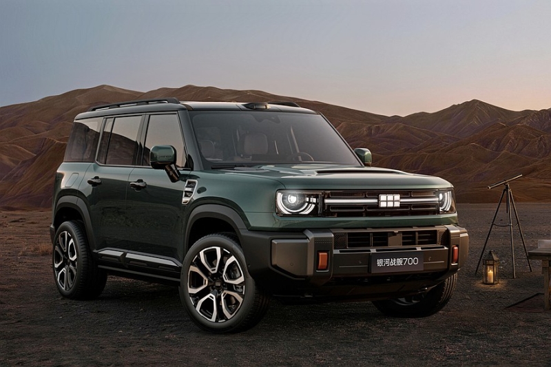 Брутальный кроссовер Geely Galaxy Cruiser 700: показан интерьер