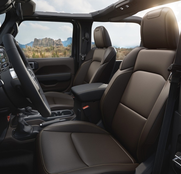 Jeep спустя десятилетия вернул в строй внедорожник Wrangler Laredo