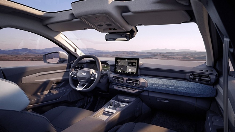 Кросс-универсал Dacia Striker: бюджетный конкурент Skoda Octavia полностью рассекречен