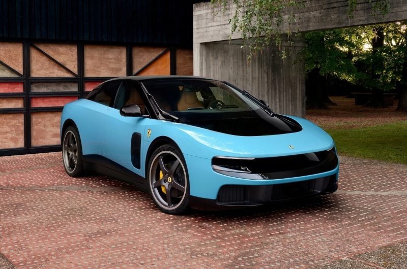 Всё идёт по плану вопреки критике: Ferrari распродала весь тираж Luce на этот год
