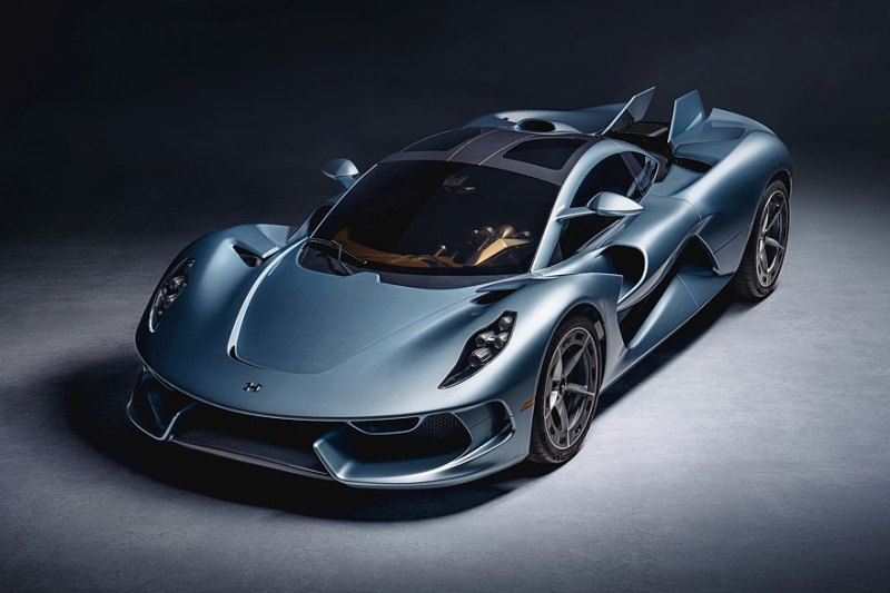 Hennessey Blackbird: аналоговый суперкар в авиационном стиле с атмосферным V8 и МКП