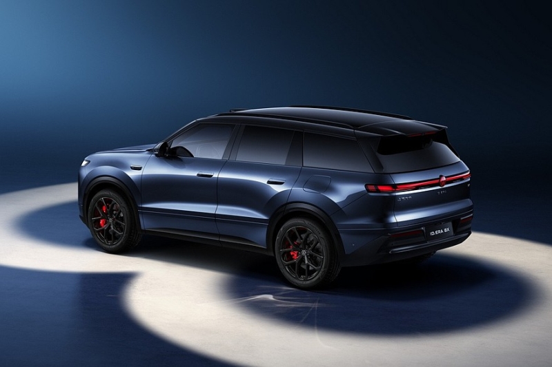 Кроссовер Volkswagen ID.Era 8X готовится к премьере: показан интерьер