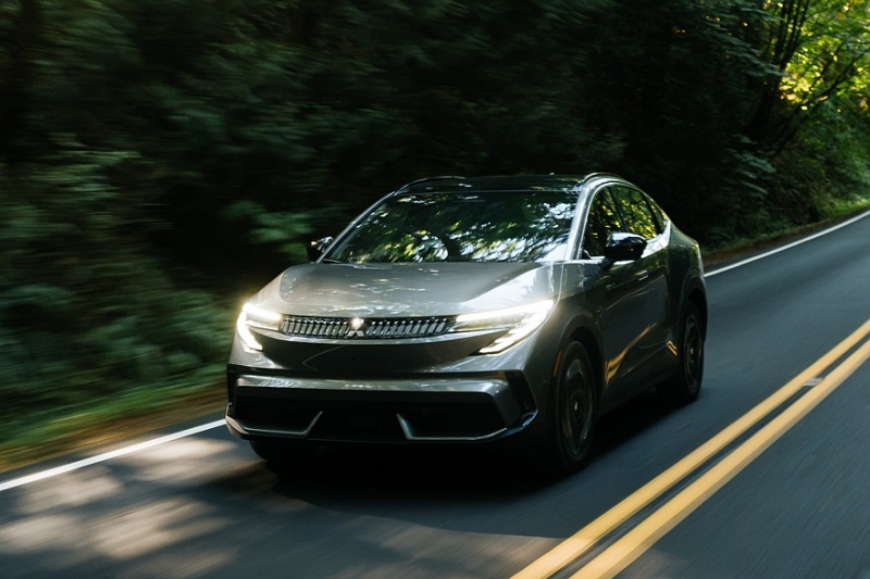 Mitsubishi Eclipse Sportback EV на базе Nissan: новые официальные фото и подробности