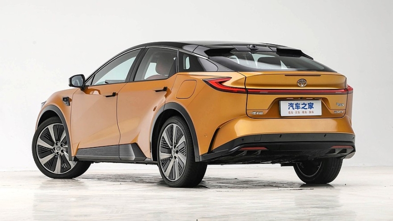 Плохо продающийся Toyota bZ5 пытается привлечь покупателей обновками и скидками