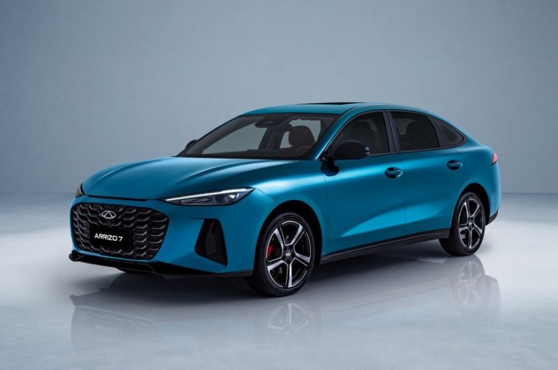 Седан Chery Arrizo 7 возвращается: первые официальные фото