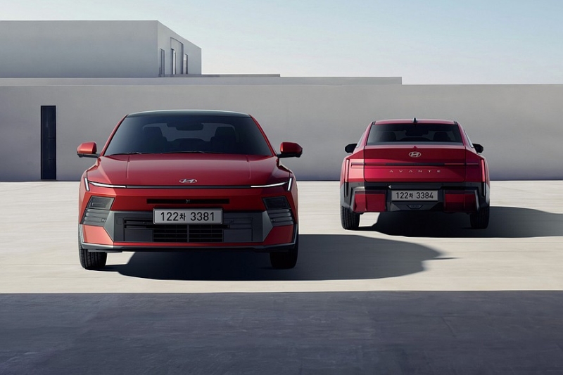 Седан Hyundai Elantra нового поколения с крутым дизайном: продажи начались