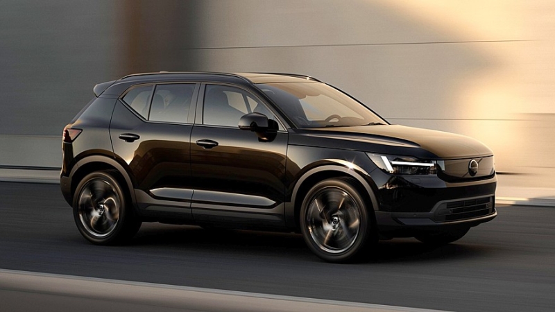 Компактные кроссоверы Volvo XC40, EX40 и EC40 пережили долгожданный рестайлинг