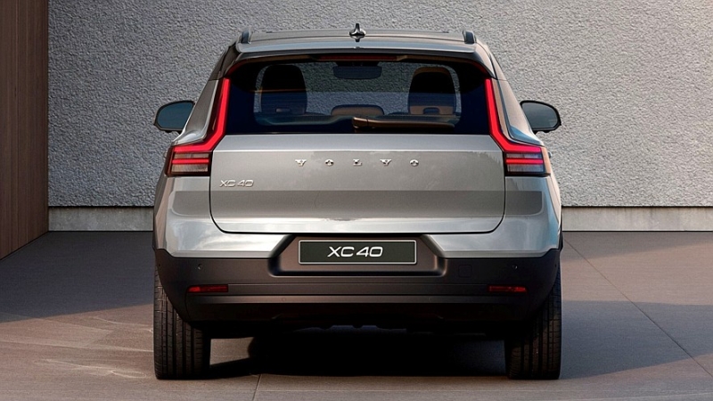 Компактные кроссоверы Volvo XC40, EX40 и EC40 пережили долгожданный рестайлинг