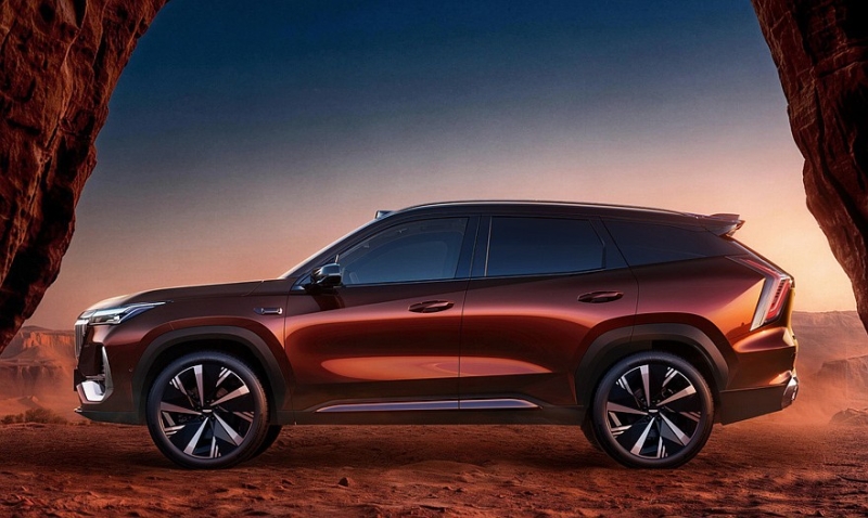 Кроссовер Geely Atlas получил новую версию: другая начинка и кое-что ещё