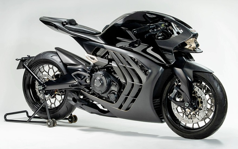 Первый дорожный мотоцикл от Aston Martin и Brough Superior: для состоятельных эстетов