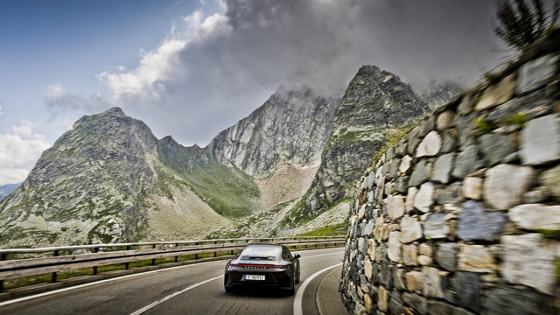 Porsche 911 GT3 Bergsport: спецверсия на &laquo;механике&raquo; для штурма альпийских серпантинов