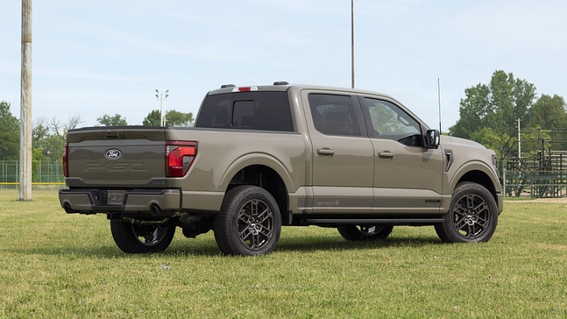 Посвежевший Ford F-150 получил другой базовый мотор и новую версию Carhartt