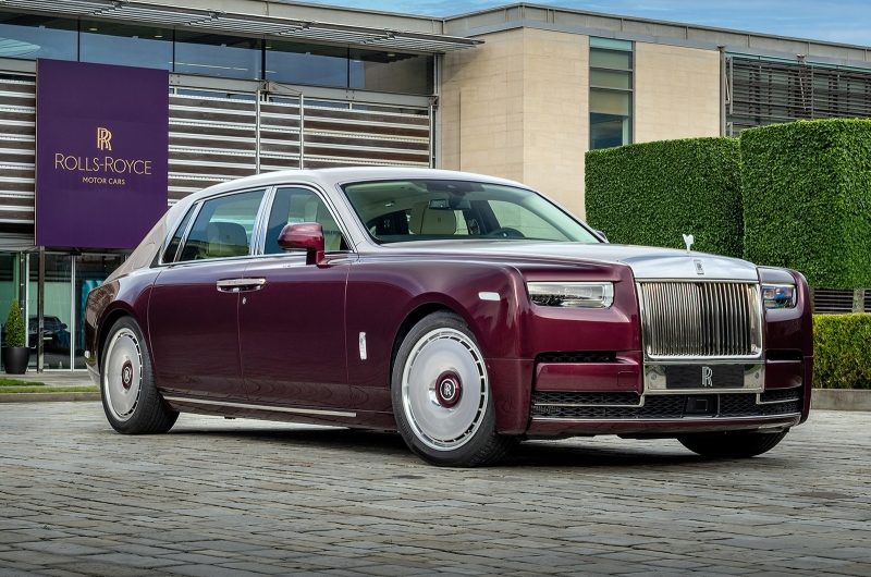 Rolls-Royce создал уникальный Phantom Hummingbird с инкрустацией из ракушек