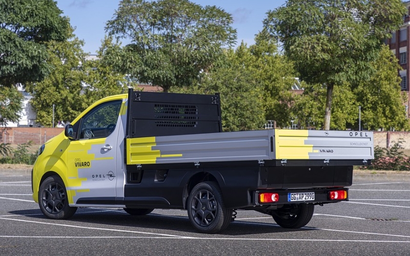 В моторную гамму Opel Vivaro Flatbed вошёл 150-сильный турбодизель