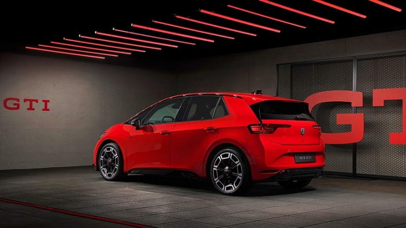 Volkswagen ID.3 GTX переименован в ID.3 GTI после рестайлинга. Техника не изменилась
