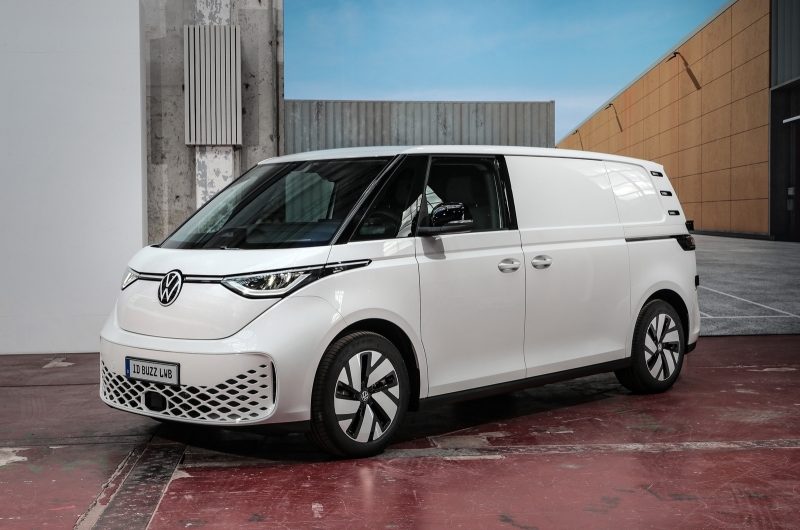 Volkswagen подготовил удлинённую версию фургона ID. Buzz Cargo