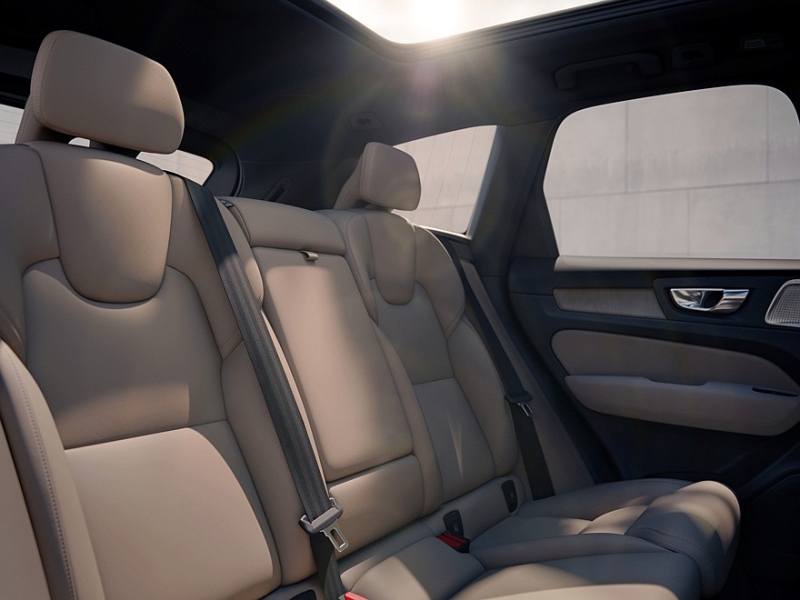 Volvo XC60: второй рестайлинг и большая батарея для гибрида. Такую же получил Volvo XC90