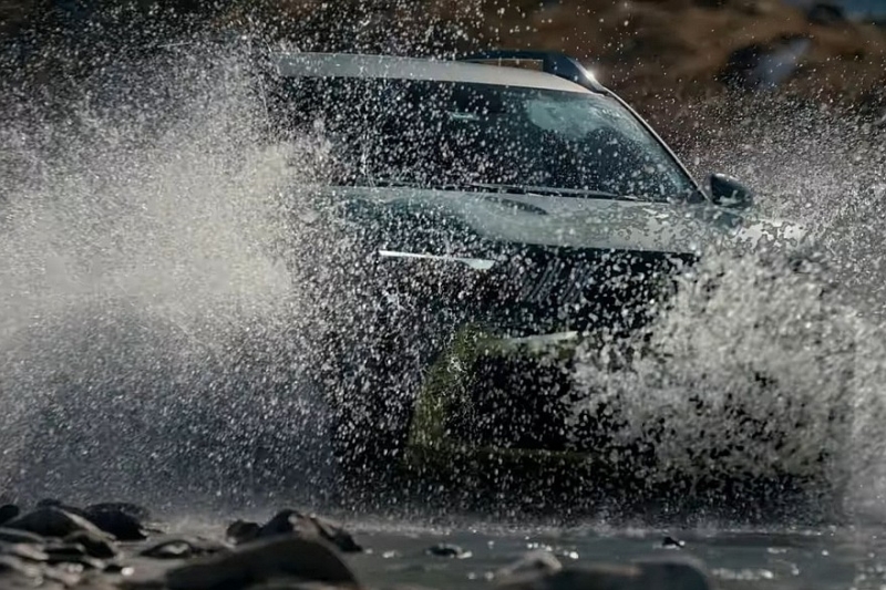 Альтернативный Renault Duster показался на свежих кадрах