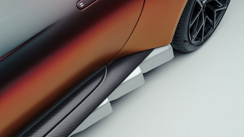 Aston Martin Valen оказался слегка мощнее и динамичнее &laquo;донорского&raquo; Vanquish