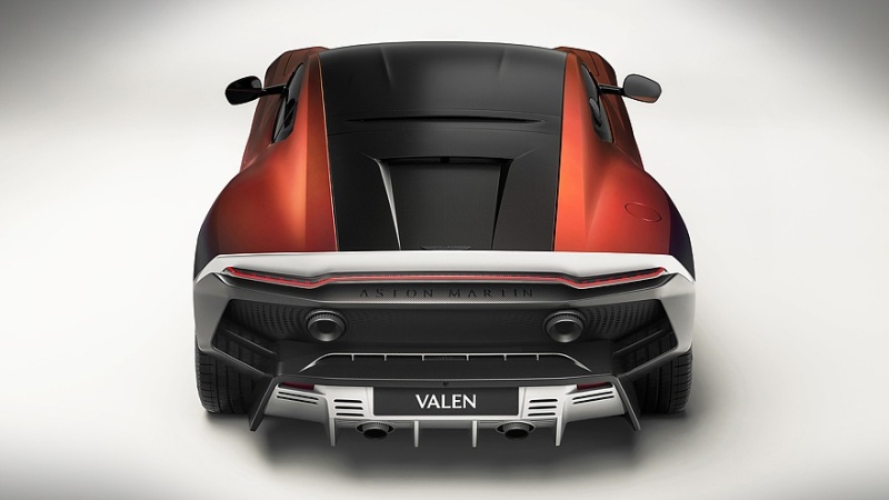 Aston Martin Valen оказался слегка мощнее и динамичнее &laquo;донорского&raquo; Vanquish