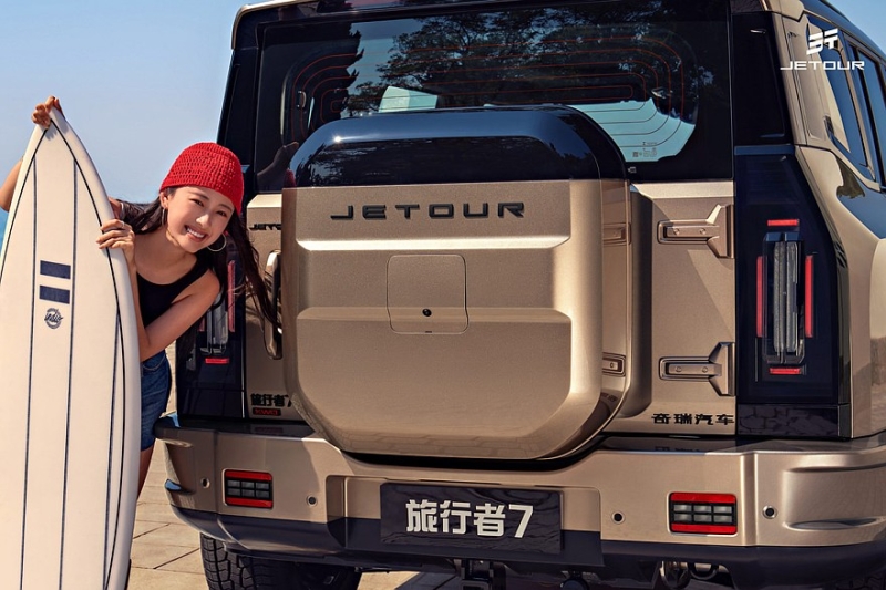 Брутальный кроссовер Jetour T2 получил другие имя и дизайн