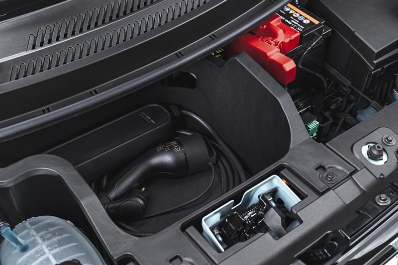 Dacia рассекретила новый кросс-хэтчбек Spring, который стал родственником Renault Twingo