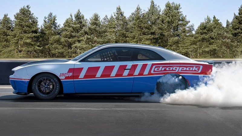 Dodge Charger получил мотор V8 Hemi и готовится обкатать его на гонках