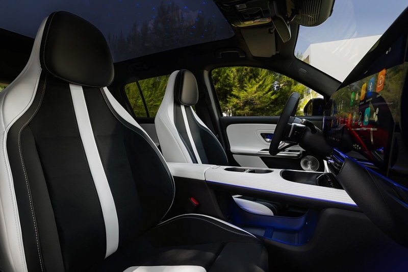 Mercedes-Benz рассекретил кроссовер GLB второго поколения, цены известны