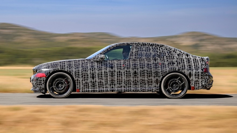 Новая бензиновая &laquo;трёшка&raquo; BMW готовится к премьере: дрифт-режим и дизайн в стиле i3
