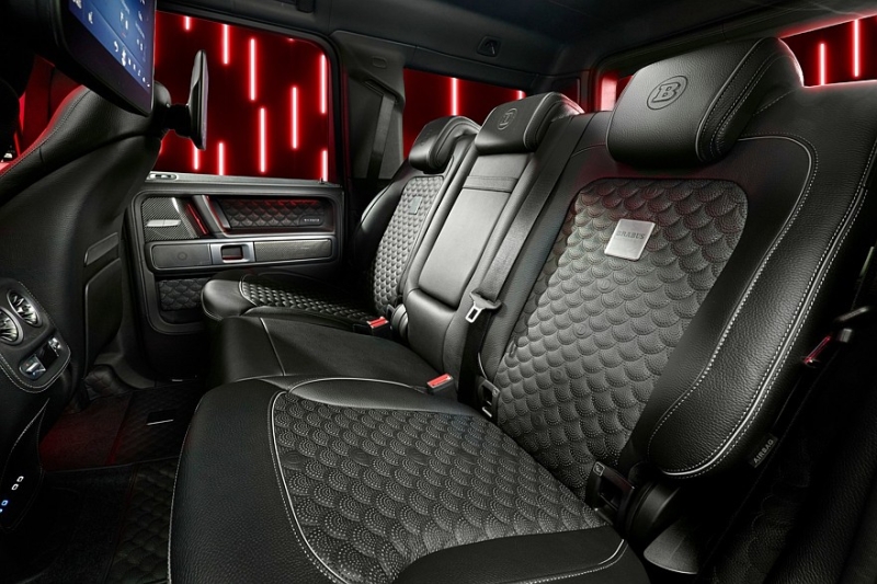 Новый Brabus 900 Rocket Edition дебютировал на очень крутых ностальгических колёсах