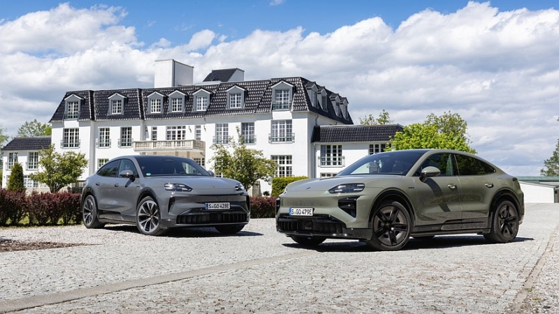Обновки для Porsche Cayenne Electric: аудиомассаж, электродвери и зарядка без розетки