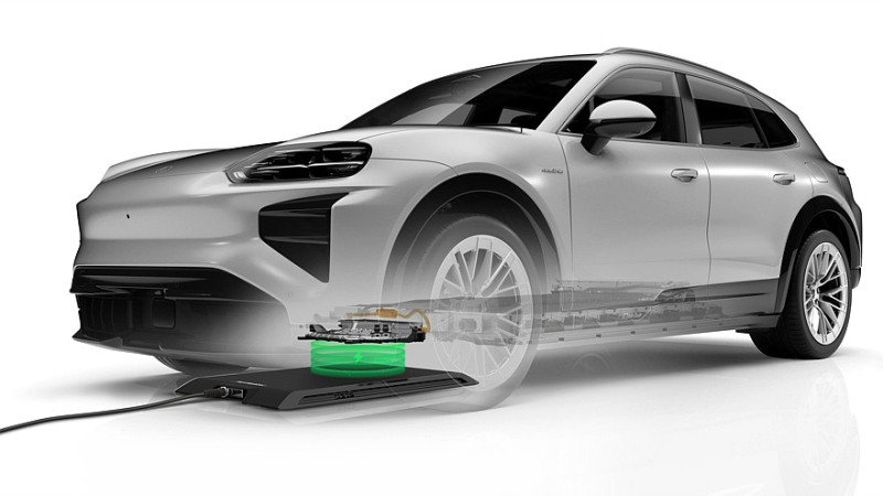 Обновки для Porsche Cayenne Electric: аудиомассаж, электродвери и зарядка без розетки