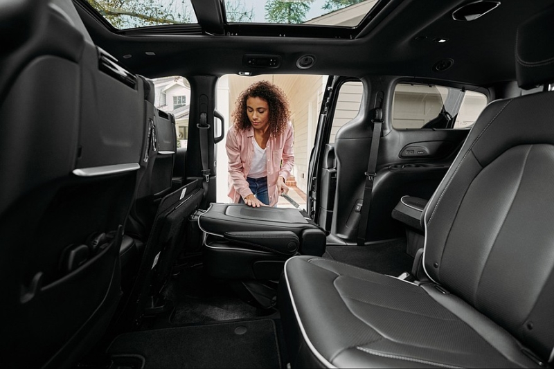 Обновлённый минивэн Chrysler Pacifica предложен с прежним мотором V6