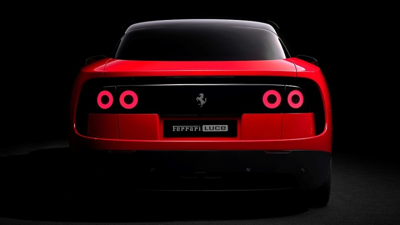 &laquo;Позор и оскорбление чувств!&raquo; &mdash; в соцсетях разгромили Ferrari Luce