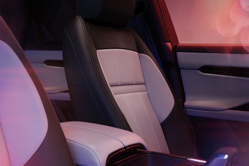 Range Rover посвятил Лондону спецверсии кроссоверов Evoque Hoxton и Velar Belgravia