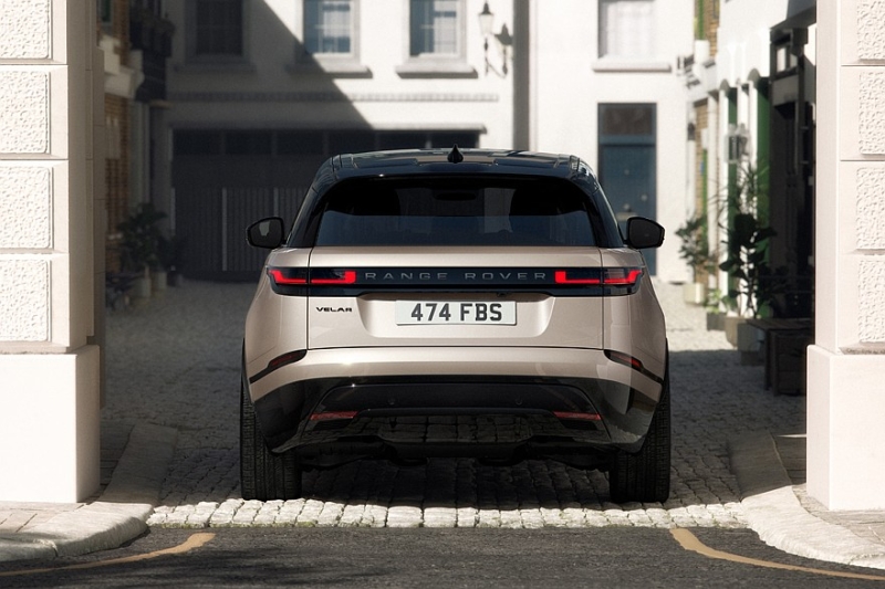 Range Rover посвятил Лондону спецверсии кроссоверов Evoque Hoxton и Velar Belgravia