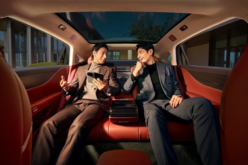 Роскошный полноприводный седан Voyah Passion L: продажи начались