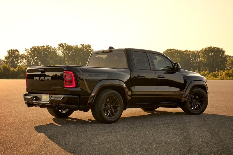 Заводской тюнинг для Ram 1500 Rumble Bee: большие &laquo;мясорубки&raquo;, подвеска, выхлоп, декор